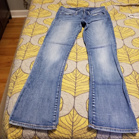 Blue Jeans - Picture 1 of 5